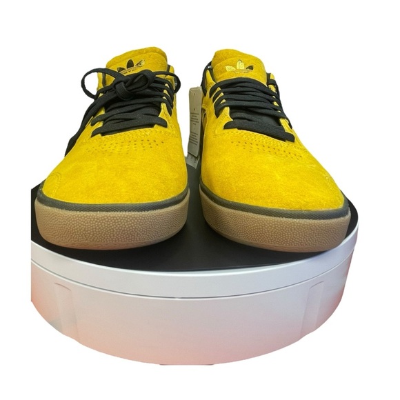Adidas Tyshawn F*ckin Awesome sneakers. Yellow & black. Brand new! Size 9.5M. main image 6